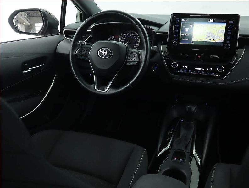 Toyota Corolla (2021) 2.0 Hybrid, Automat, Navi - fotka 7 z 16