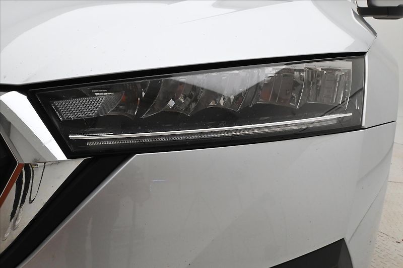 Škoda Octavia 2,0 TDI 110 kW DSG STYLE Záruk - fotka 29 z 31