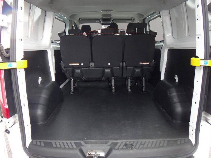 Ford Transit Custom (2020) Trend 320 Kombi Van_L1H1_2.0Ec - fotka 17 z 19