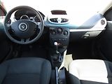 Renault Clio (2009) 1.5 dCi, ČR, AC, el. výbava - náhled 8