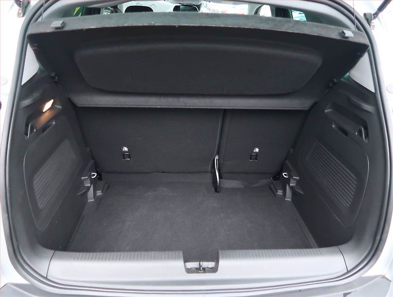 Opel Crossland X (2023) Elegance 1.2 Turbo, Kůže, Navi - fotka 14 z 16