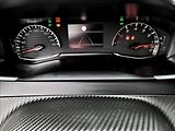 Peugeot 2008 1,5 HDI,navi,digiklima,alu, - náhled 25