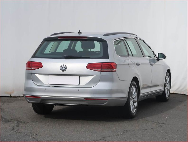Volkswagen Passat (2015) Comfortline 1.6 TDI - fotka 5 z 24