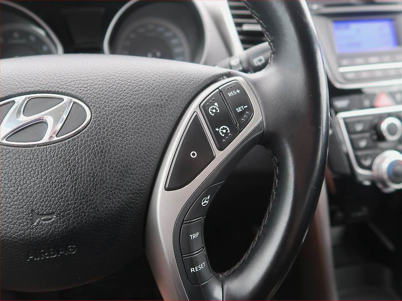 Hyundai i30 (2013) 1.6 GDI, Serv.kniha, Tempomat - fotka 16 z 18