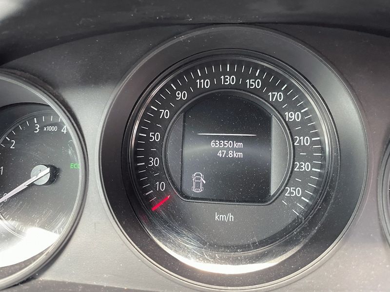 Renault Mégane (2020) Life TCe 100 - fotka 6 z 7