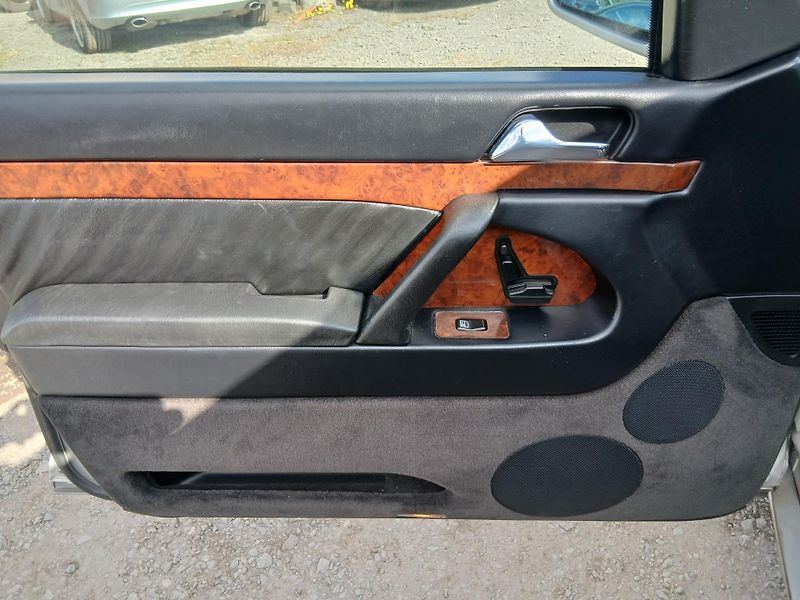 Mercedes-Benz Třídy S - fotka 15 z 30