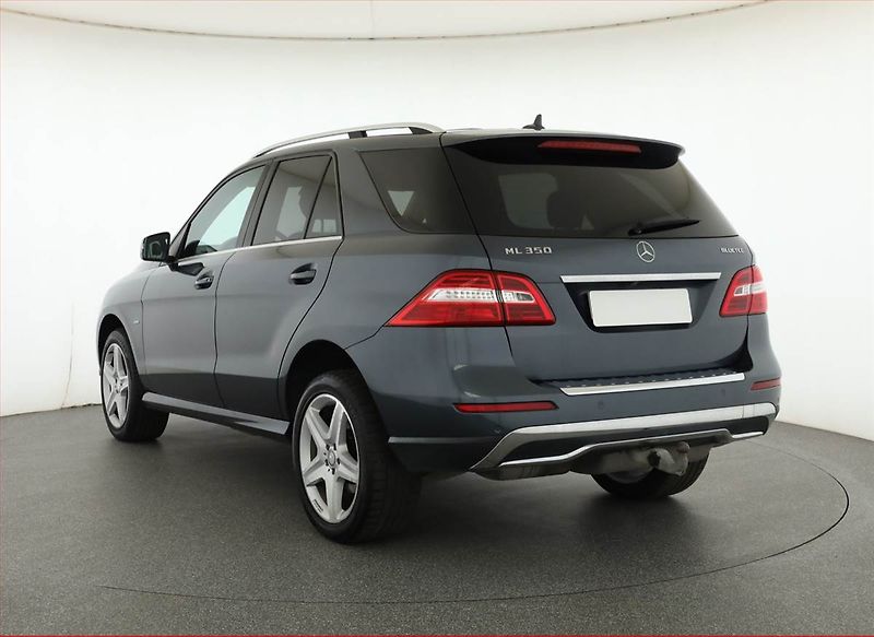 Mercedes-Benz Třídy M (2012) ML 350 BlueTEC, 4X4, Automat - fotka 4 z 13