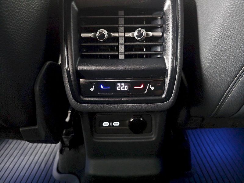 Škoda Kodiaq (2025) 2.0TDi 142kW 4x4 SPORTLINE 7S - fotka 25 z 34