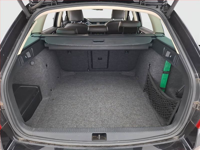 Škoda Octavia (2016) Laurin&Klement 2.0 TDI, 4X4 - fotka 14 z 21