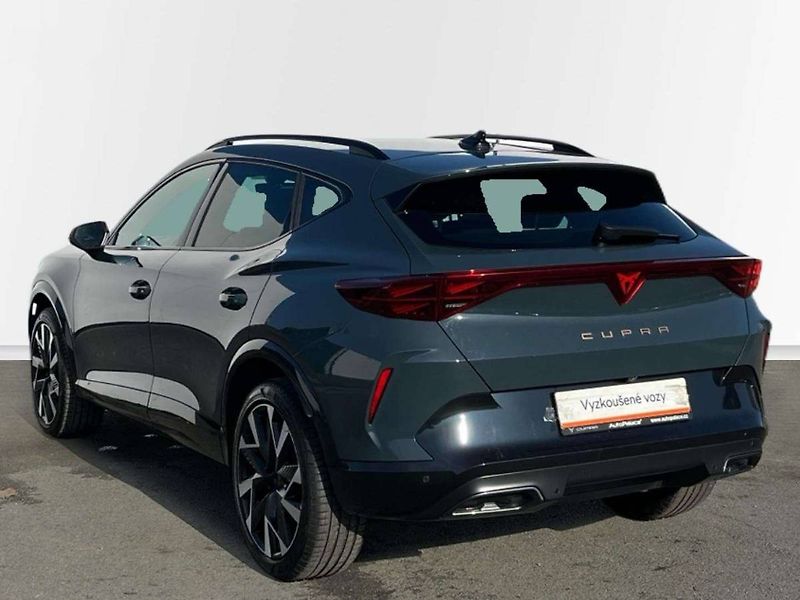 Cupra Formentor (2025) 1.5 eTSI DSG - fotka 10 z 20