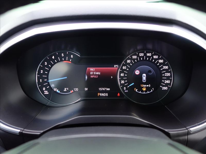 Ford Galaxy 2,0 140kW LED NAVI  TITANIUM - fotka 18 z 38
