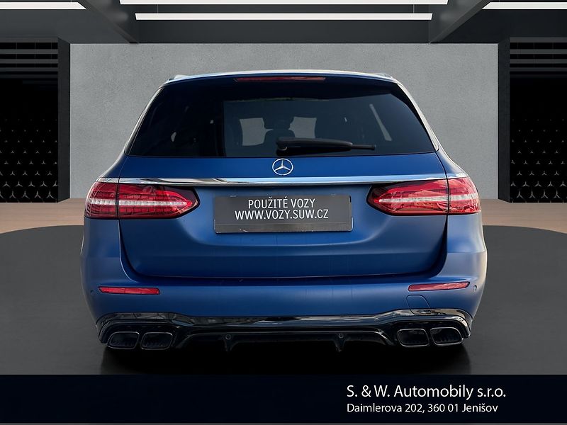 Mercedes-Benz Třídy E 63 S AMG - fotka 6 z 47