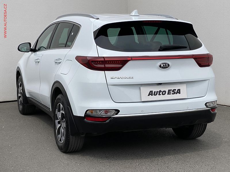 Kia Sportage (2019) 1.6 T-GDi, 2.maj,ČR, AC - fotka 6 z 17