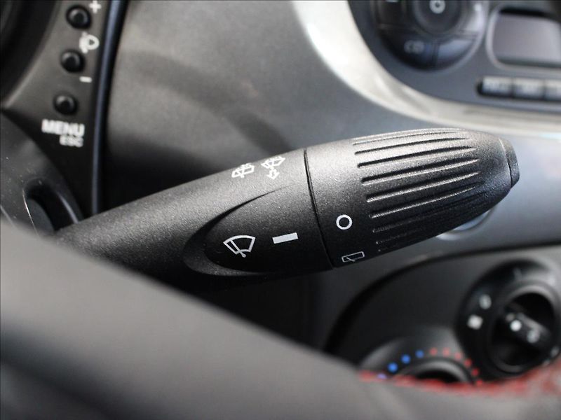 Fiat 500 0,9 TwinAir Sport 1.majitel TO - fotka 20 z 33