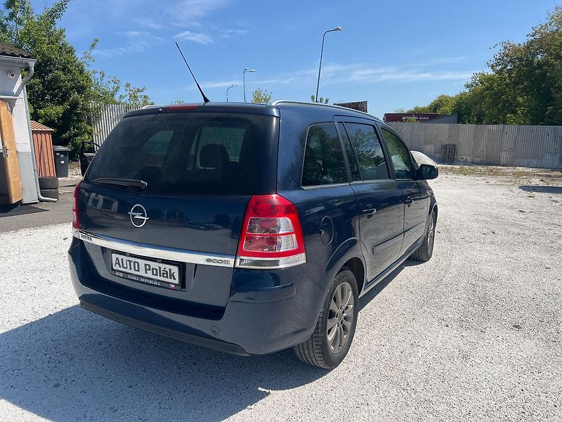 Opel Zafira 1.7 TDI - fotka 7 z 16