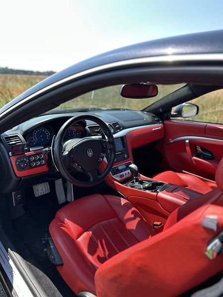 Maserati GranTurismo (2009) S 4.7 V8, ZF, 27 460km!! - fotka 10 z 23