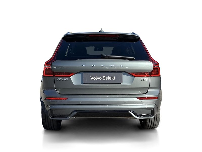Volvo XC60 T8 AWD ULTRA DARK / B&W VZDUCH - fotka 4 z 57