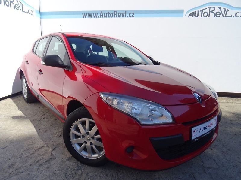 Renault Mégane (2012) 1.6i,74kW,NovéČR,s.kniha - fotka 1 z 22