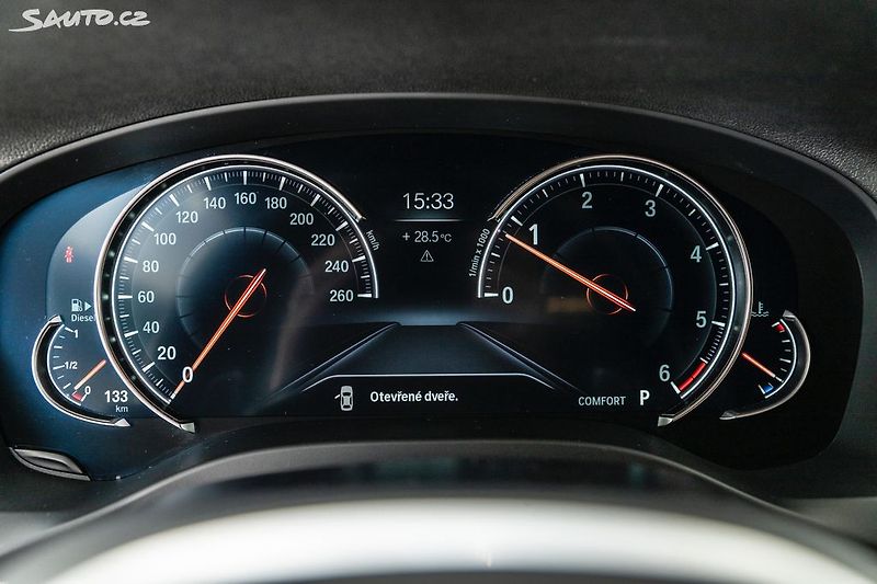 BMW X4 xDrive20d MSport*servis CZ - fotka 28 z 39