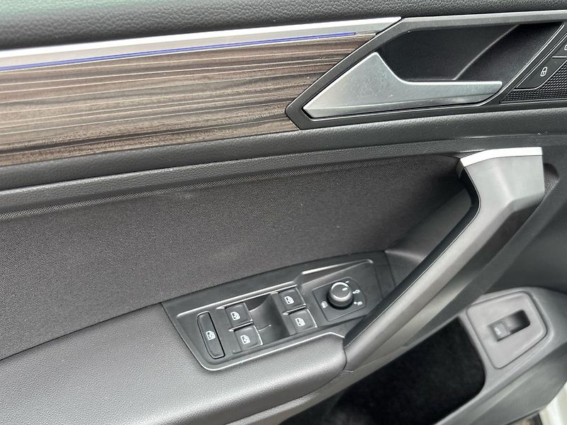 Volkswagen Tiguan Life DSG - fotka 21 z 28