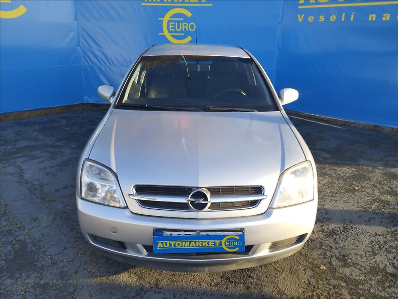 Opel Vectra 1,8 i 90KW - fotka 2 z 16