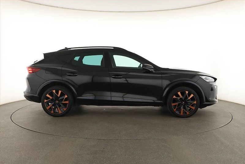 Cupra Formentor (2024) 1.5 TSI - fotka 6 z 20