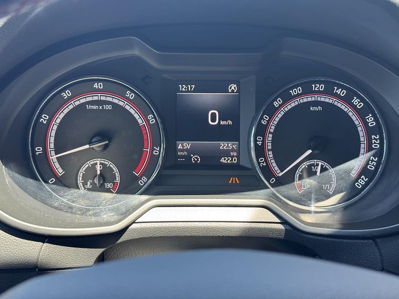 Škoda Octavia (2018) III RS230 2.0TSi MAN, Kessy    - fotka 29 z 44
