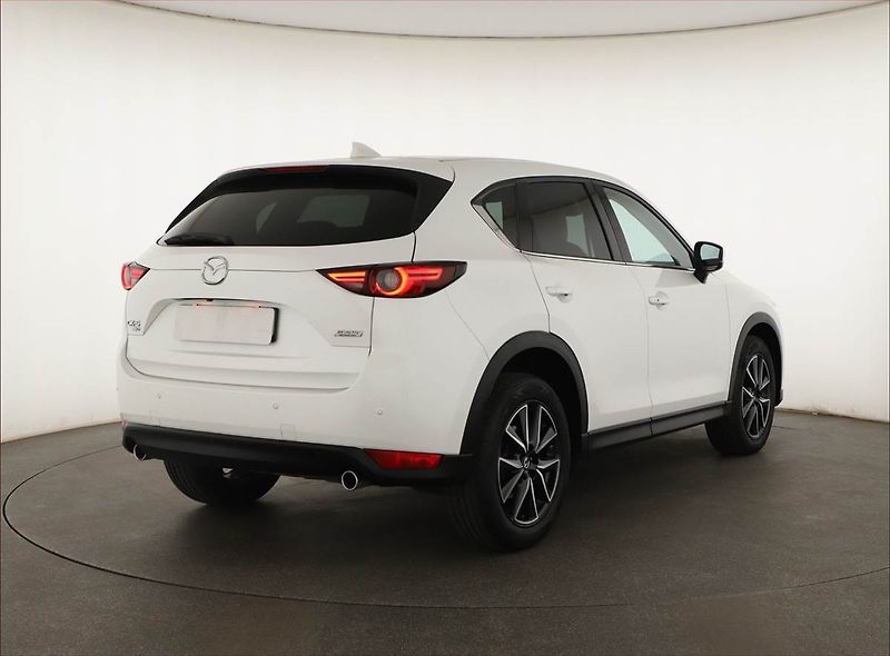 Mazda CX-5 (2017) Takumi 2.2 Skyactiv-D, 4X4 - fotka 5 z 17