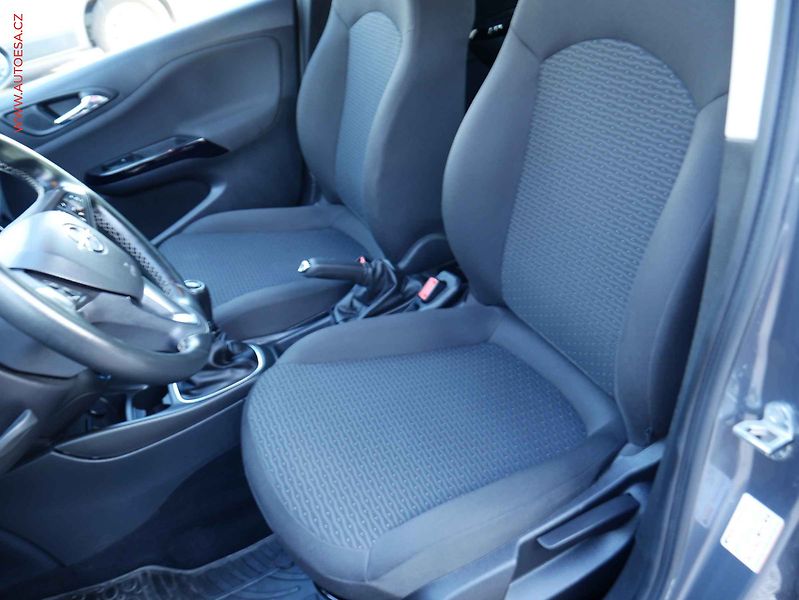 Opel Corsa (2016) 1.4 Turbo, AC, temp - fotka 9 z 16