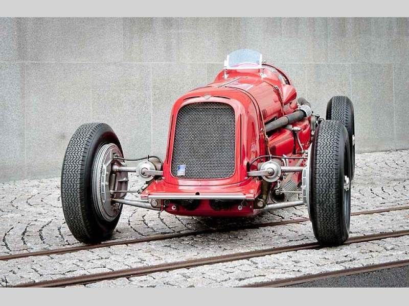 V Národním technickém muzeu se představí vzácné vozy značky Maserati.