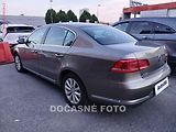 Volkswagen Passat (2011) 2.0TDi, 2.maj,ČR - náhled 1
