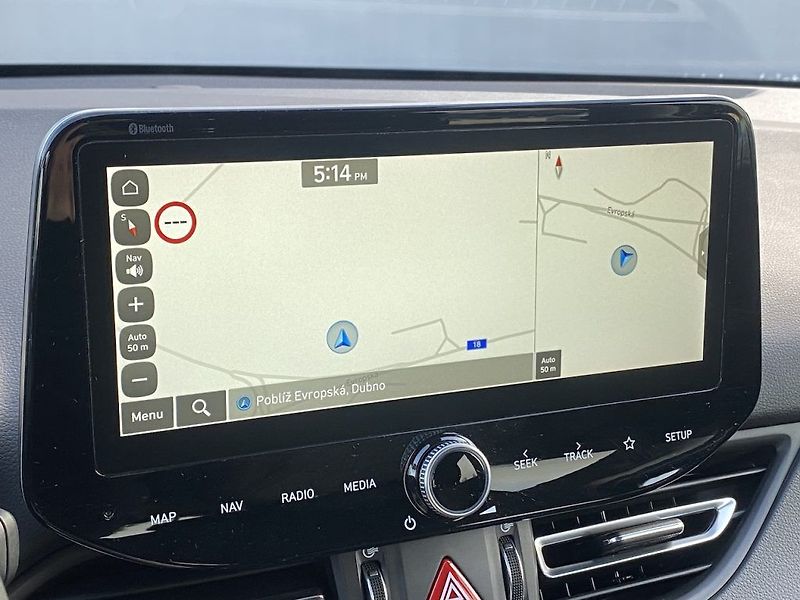Hyundai i30 1.5TGDi, ČR-1m, Family Smart - fotka 21 z 33