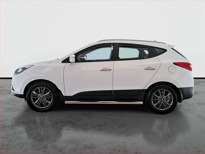 Hyundai ix35 (2015) 1.6 GDI, Serv.kniha, Kůže - fotka 3 z 18