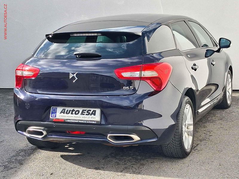 Citroën DS5 (2015) 2.0 HDi, AT, navi, xenon - fotka 4 z 21