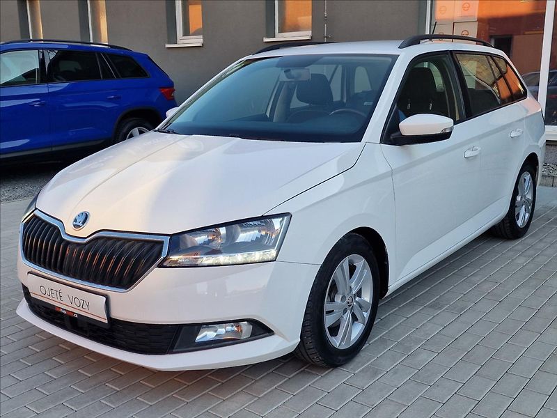 Škoda Fabia 1.0 TSI Ambition,ČR,1.Majitel - fotka 5 z 50