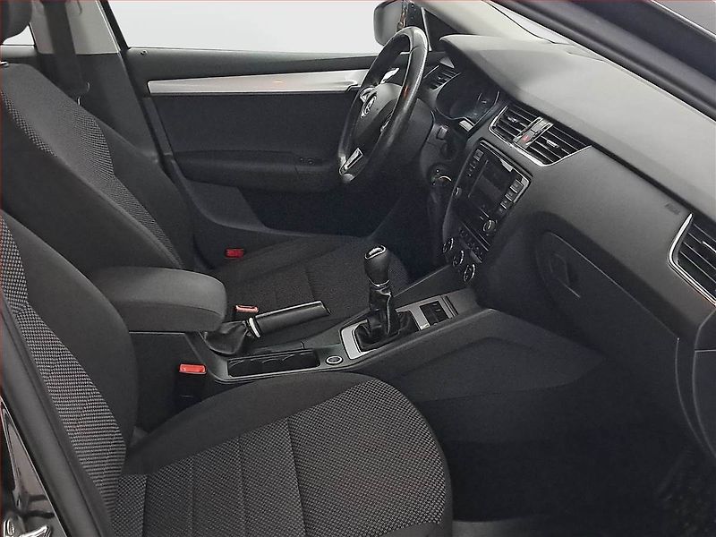 Škoda Octavia (2014) 1.2 TSI, Tempomat - fotka 9 z 18