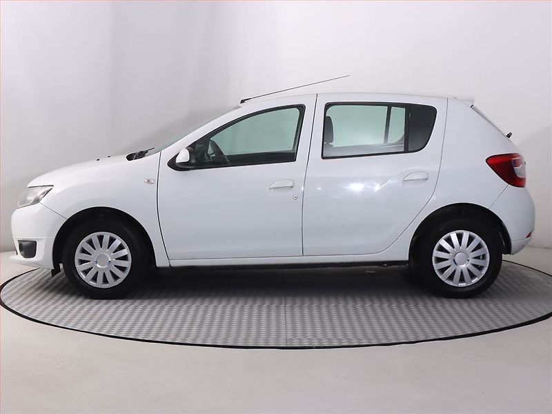 Dacia Sandero (2014) 1.2 16V, po STK, jezdí výborně - fotka 3 z 14