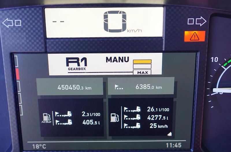 Renault - fotka 15 z 16