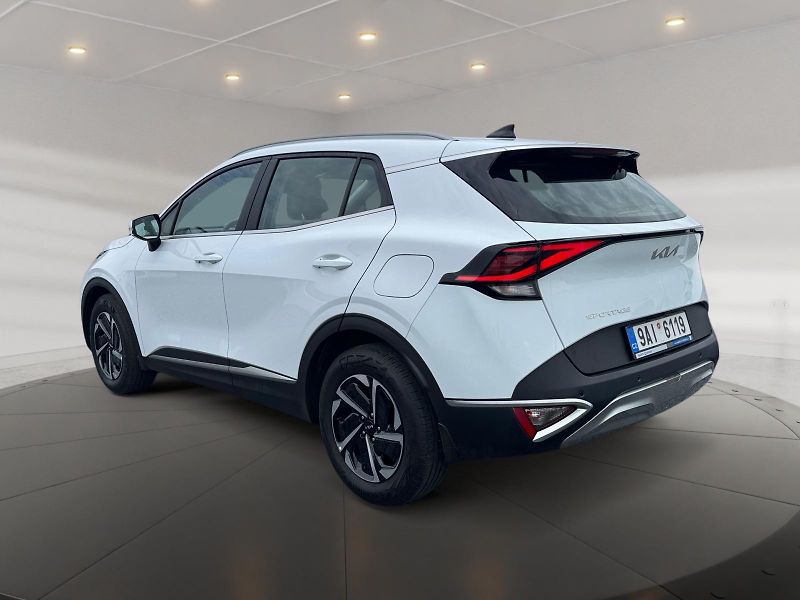 Kia Sportage (2022) EXCLUSIVE 1.6TGDI 110kW CZ DPH - fotka 4 z 11