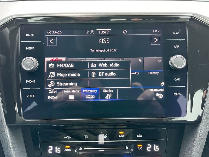 Volkswagen Passat (2021) Com. Style Business DSG! Navi! - fotka 30 z 40