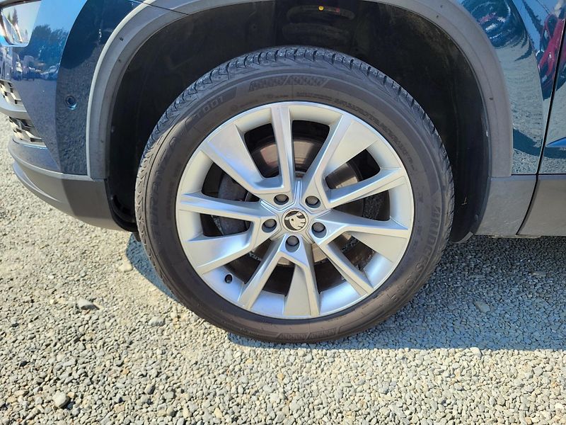 Škoda Karoq 2.0 TDi 110kW DSG 4x4 STYLE+ - fotka 37 z 49
