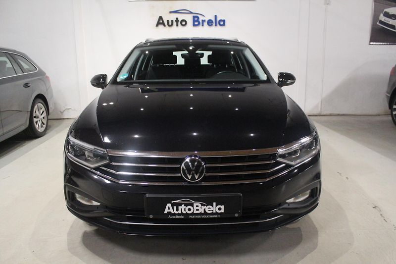 Volkswagen Passat Variant (2023) Manuál 110kW Matrix Tažné - fotka 4 z 29