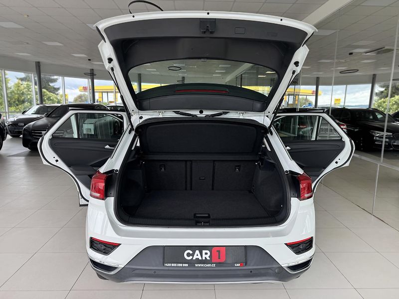Volkswagen T-Roc 2,0TDI 110kW*STYLE*REZERVACE! - fotka 26 z 28