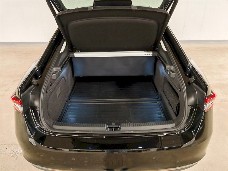 Škoda Superb (2025) iV 1.5 TSI 150 kW DSG L&K - fotka 32 z 34