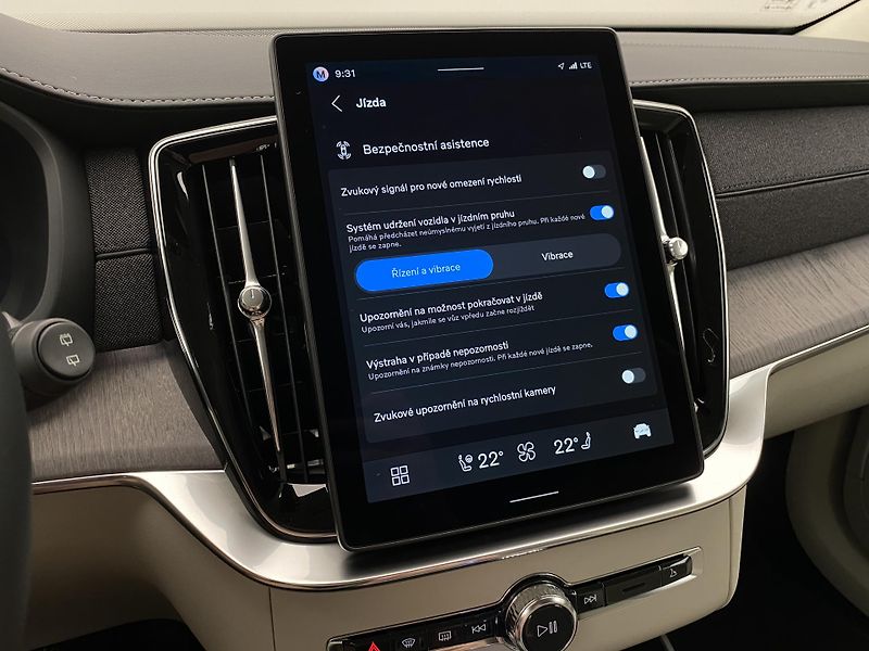 Volvo XC90 (2026) T8 AWD RECHARGE BRIGHT PLUS 7m - fotka 51 z 71