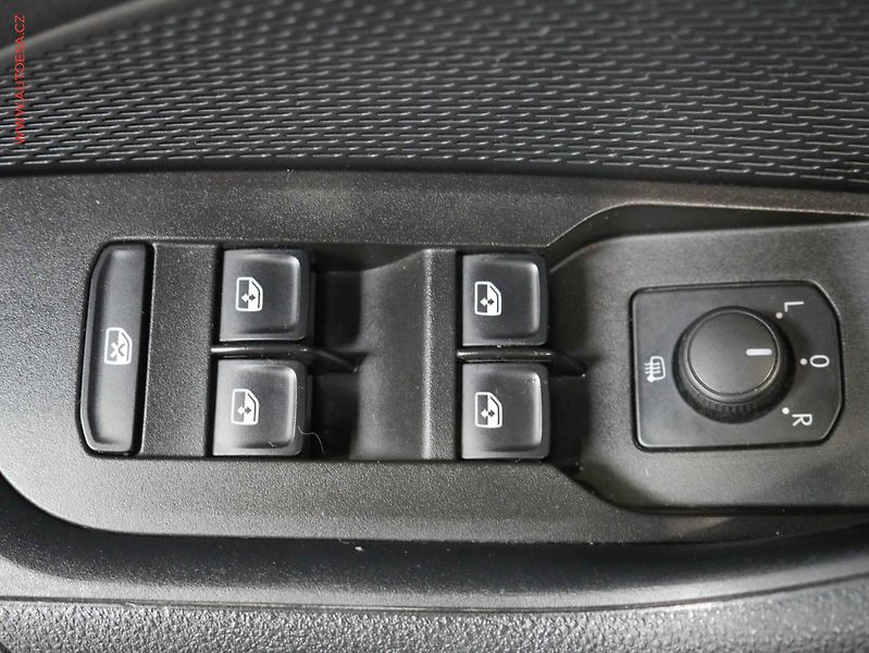 Škoda Octavia (2021) 2.0TDi 4x4, ČR, Ambition - fotka 20 z 24