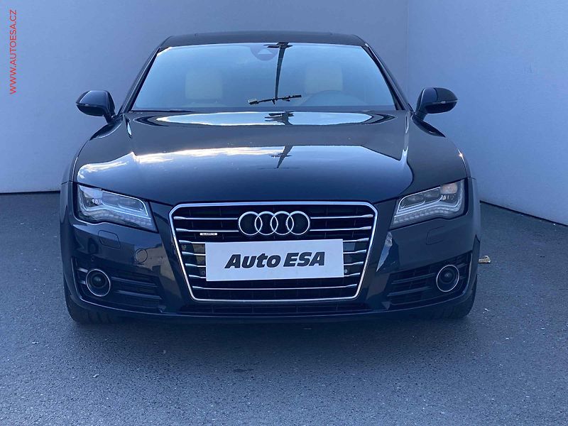 Audi A7 (2011) 3.0 TFSi quattro, AT, LED - fotka 2 z 21
