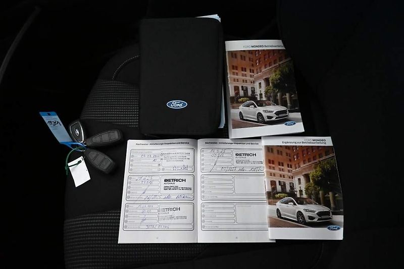 Ford Mondeo (2022) 2.0 LED ACC SONY 8AT Tažné ECO - fotka 31 z 36