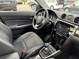 Suzuki Vitara (2023) 1.4i BoosterJet Allgrip ZÁRUKA - náhled 17