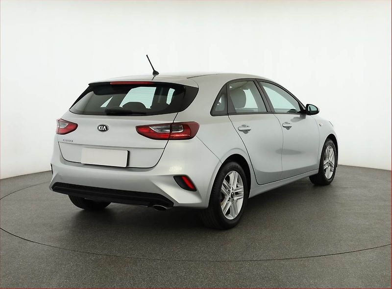 Kia Ceed (2020) 1.4 CVVT, Serv.kniha, Tempomat - fotka 5 z 17